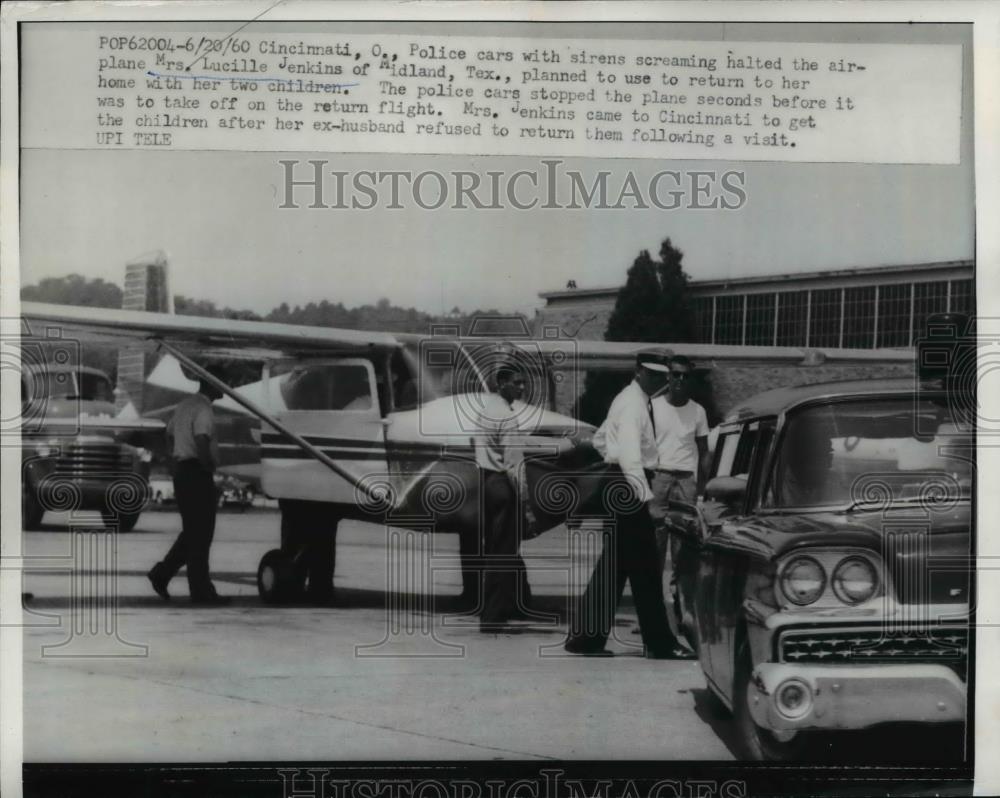 1960 Press Photo Police Cars halted airplane Mrs. Lucille Jenkins Cincinnati,OH - Historic Images