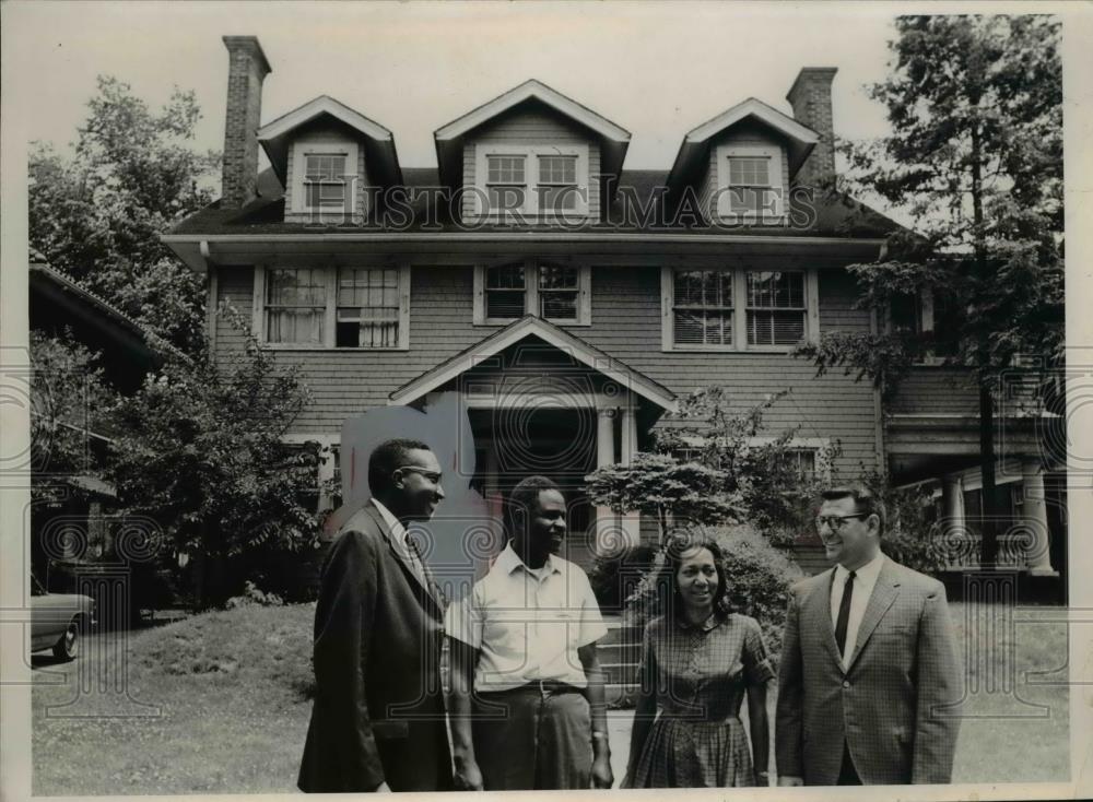 1956 Press Photo Mr & Mrs William Phillips Houseparents & Antony LaSalvia Juveni - Historic Images