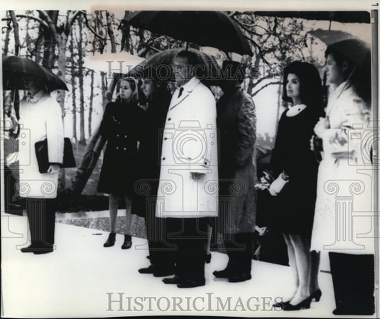 1967 Press Photo President Johnson during the John Kennedy's grave site - Historic Images