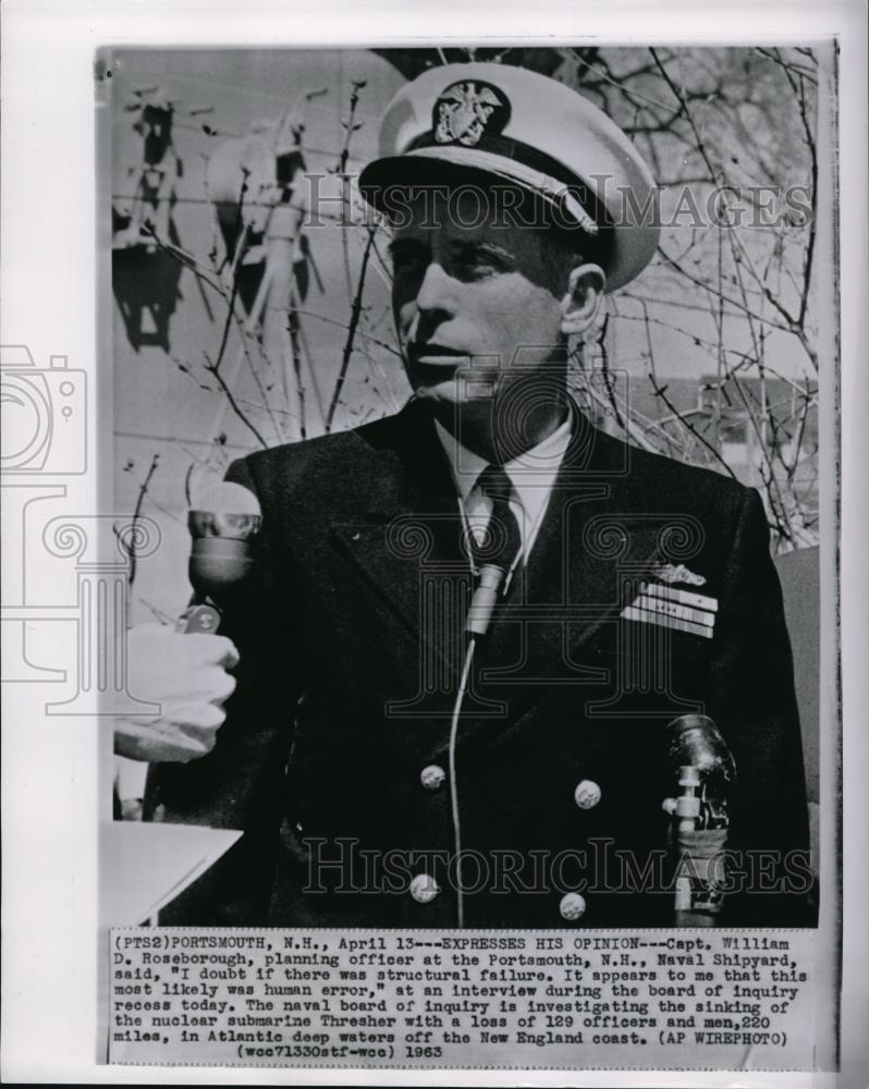 1963 Press Photo Capt. W. D. Roseborough Planning the Officer at the Portsmouth - Historic Images