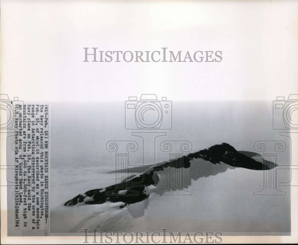 1964 Press Photo The Crew of a Navy Plane Discovered a New Mountain Range - Historic Images