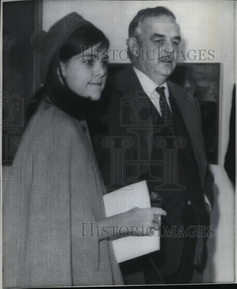 1969 Press Photo Princess Caroline, accompanies her father, Prince Rainier - Historic Images