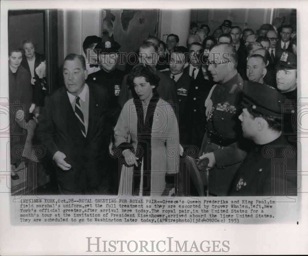 1953 Press Photo Queen Frederika and King Paul Get Full Treatment - Historic Images