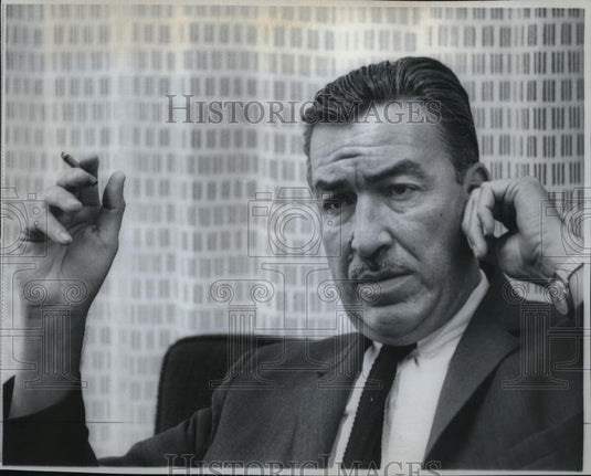 1968 Press Photo dam Clayton Powell Predicts a "Long Hot Summer" - Historic Images
