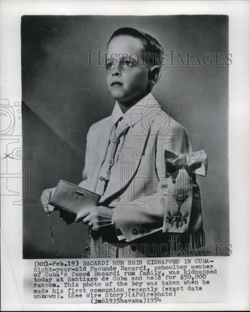 1954 Press Photo Facundo Bacardi of Bacardi family during his first communion - Historic Images