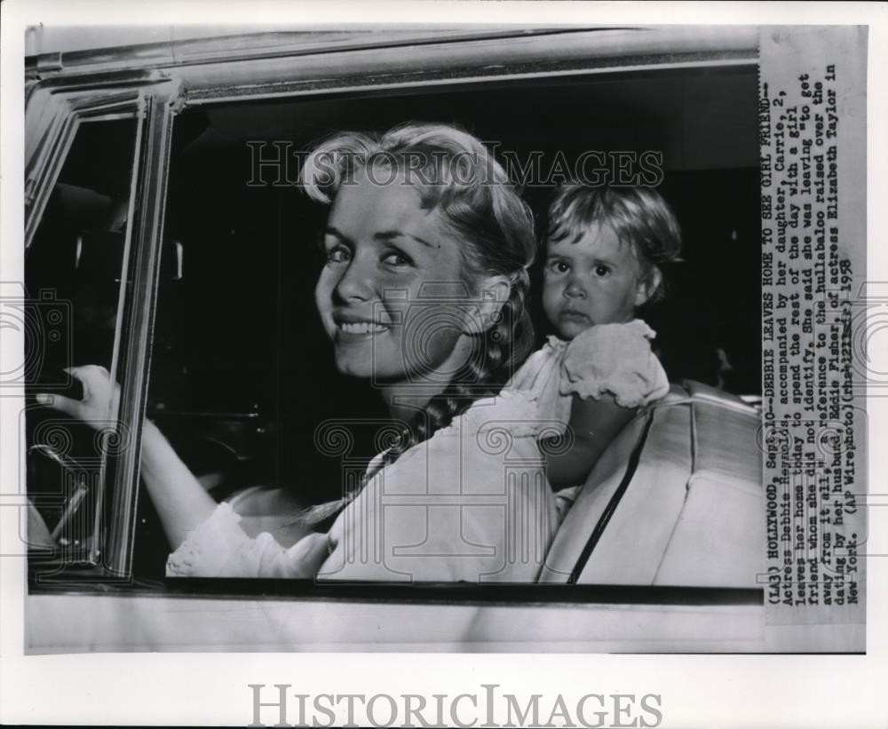 1958 Press Photo Debbie leaves home with Carrie to see her girl friend - Historic Images