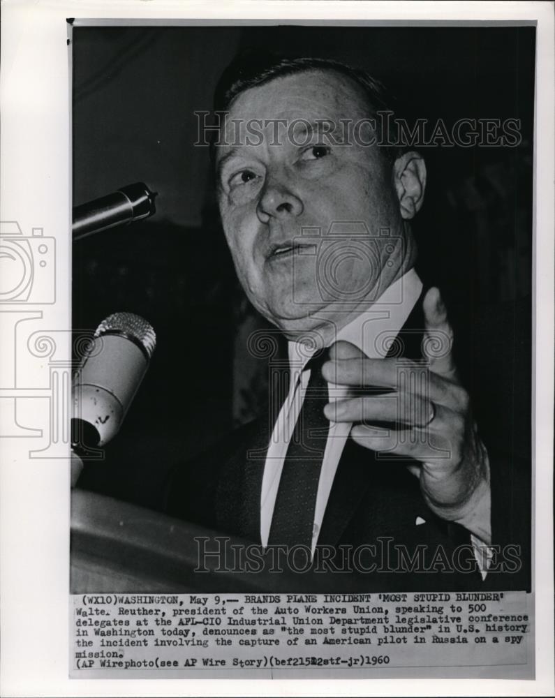 1960 Press Photo Walter Reuther, president of the Auto Workers Union - Historic Images