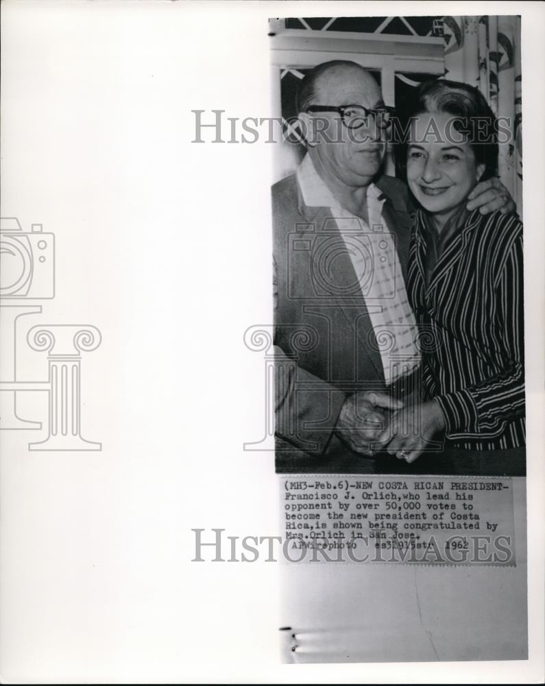 1962 Press Photo New Costa Rican President Francisco Orlich with his wife - Historic Images