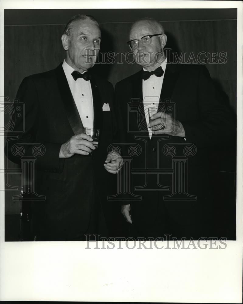 1969 Press Photo Four star General Maxwell Taylor and Five star Gen. Bradley - Historic Images