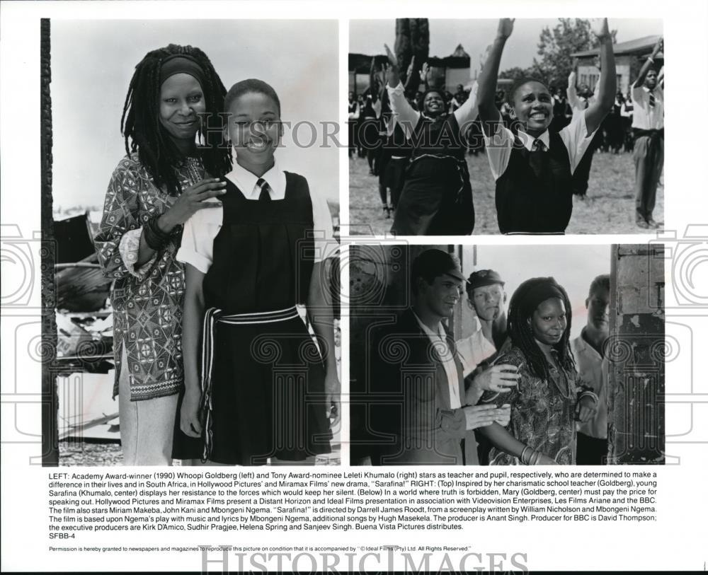 1993 Press Photo Whoopie Goldberg Leleti Khumalo in "Sarafina" - cvp39829 - Historic Images