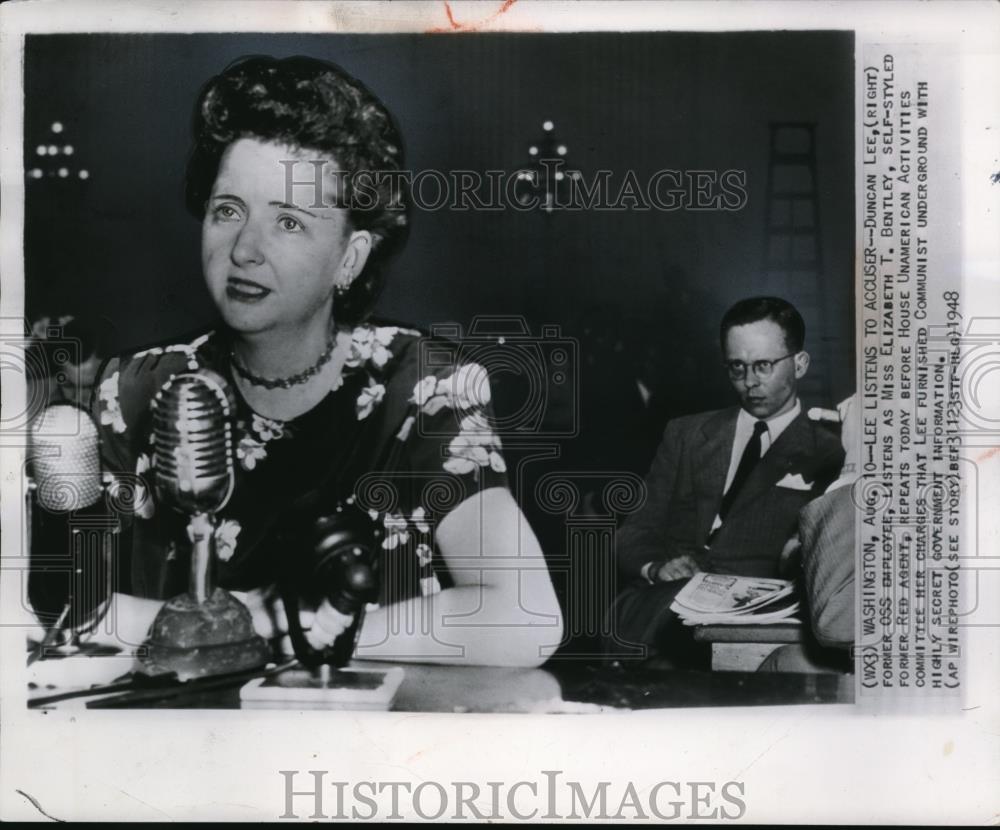 1948 Press Photo Duncan Lee Listens to Elizabeth T. Bentley the Accuser - Historic Images