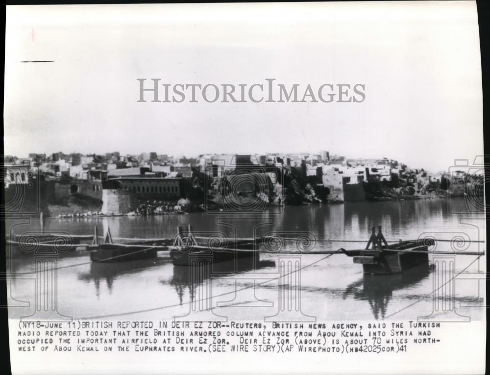 1942 Press Photo The British armored column advance from Abou Kemal into Syria - Historic Images