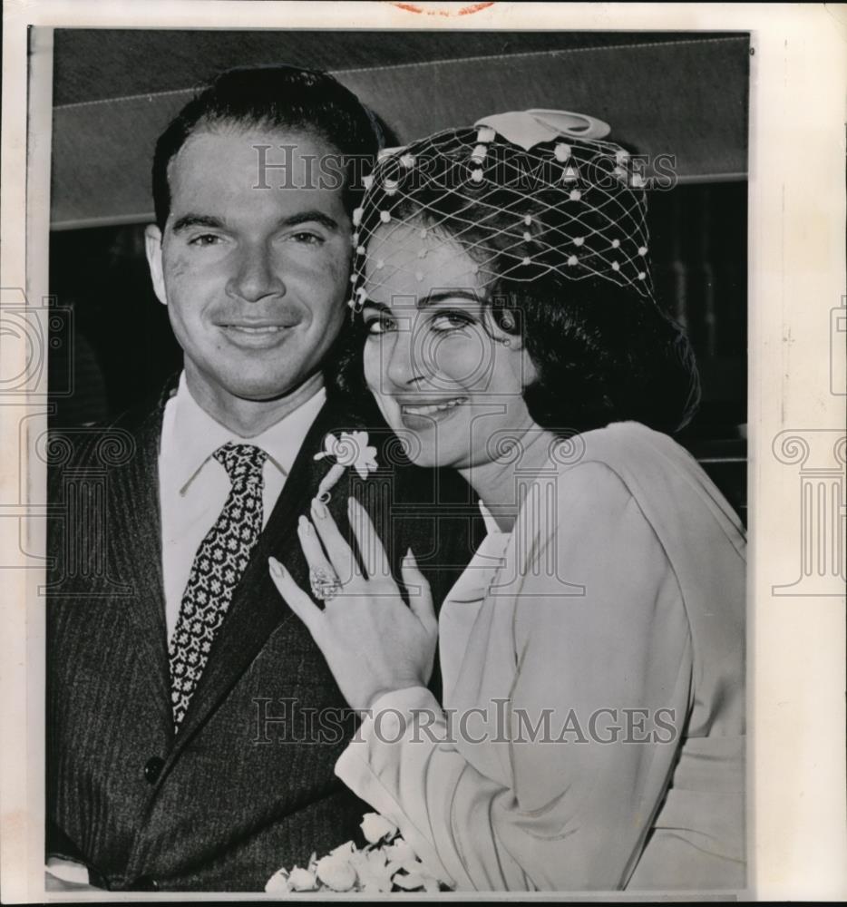 1961 Press Photo Russel A. Firestone Jr and His Bride former Mary Alice Sullivan - Historic Images