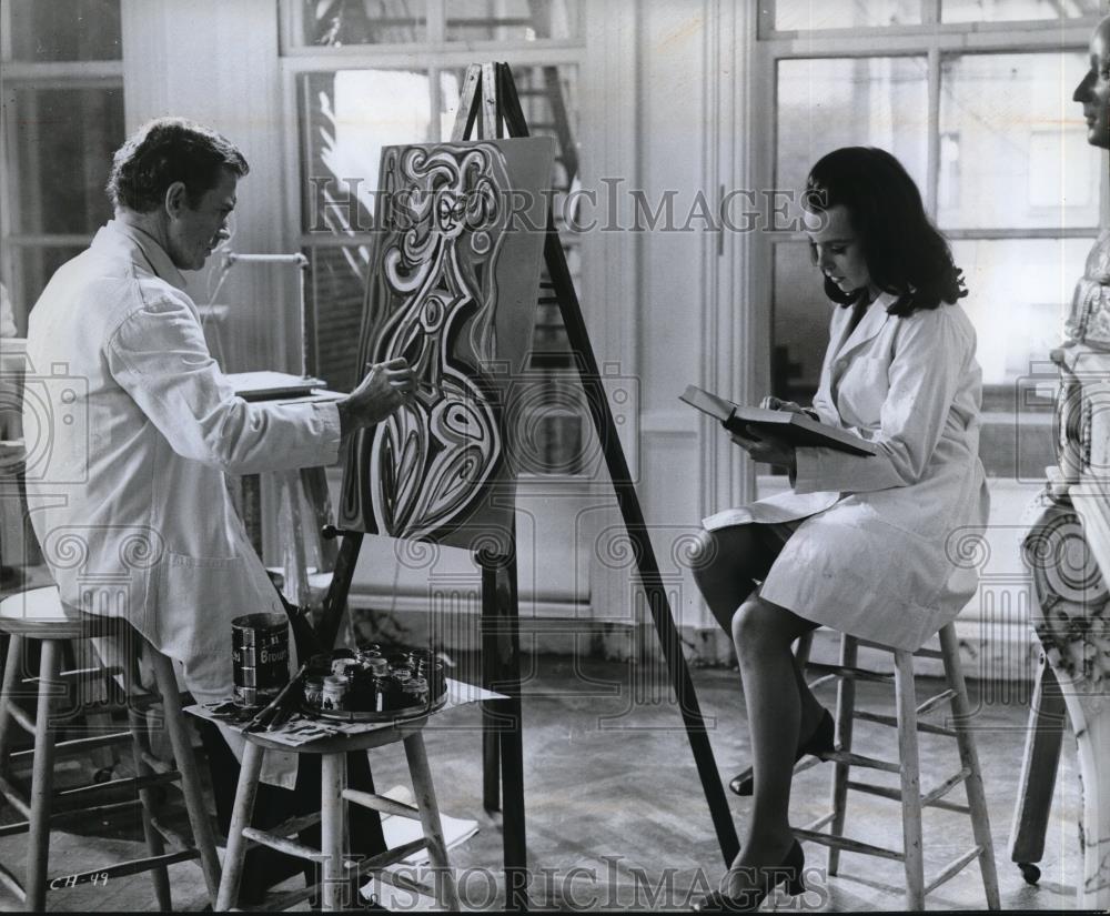 1969 Press Photo Cliff Robertson and Claire Bloom star in Charly - cvp37616 - Historic Images