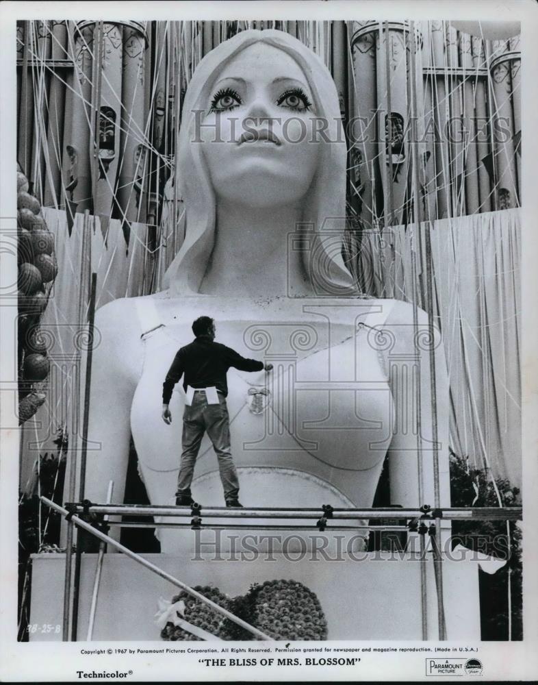 1968 Press Photo "The Bliss of Mrs. Blossom" - cvp31243 - Historic Images