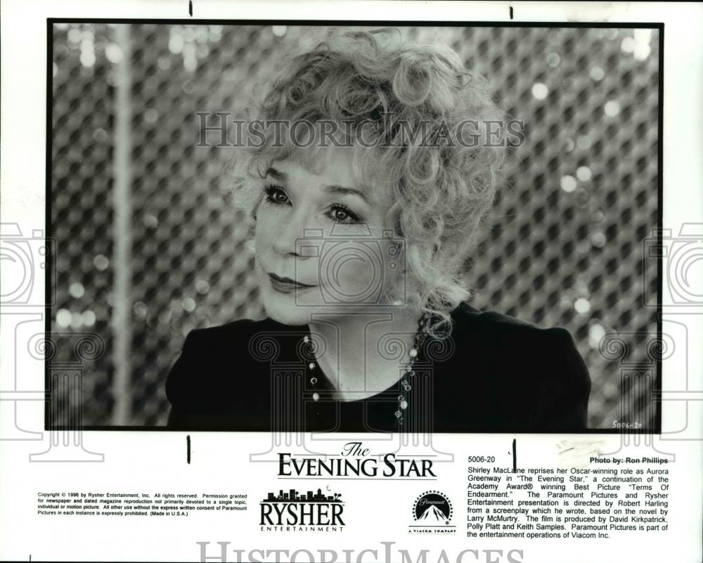 1996 Press Photo Shirley MacLaine as Aurora Greenway in The Evening Star - Historic Images