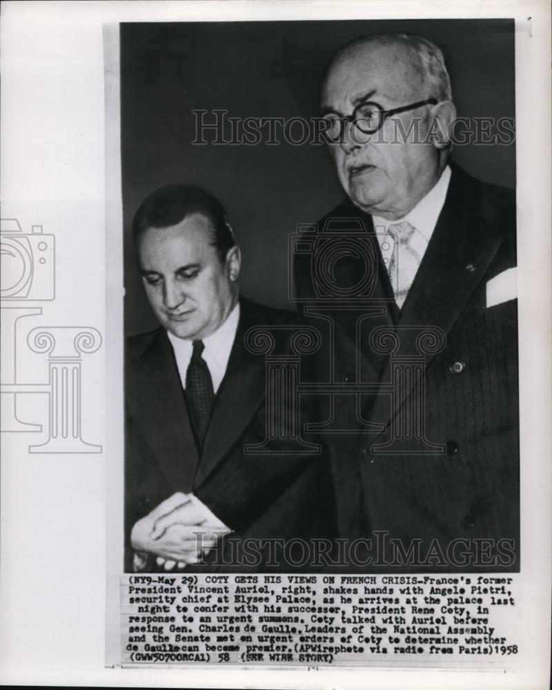 1958 Press Photo Vincent Auriel France former President with Angelo Pietri. - Historic Images