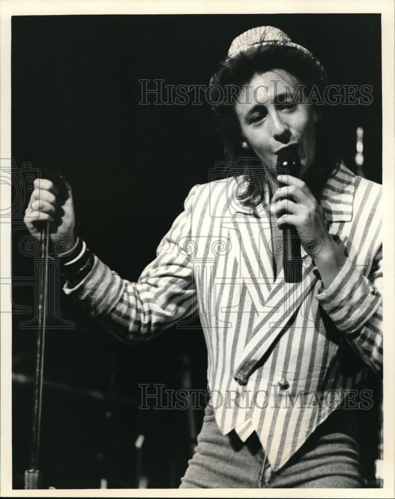 Press Photo Julian Lennon British Singer Musician Artist and Photographer - Historic Images