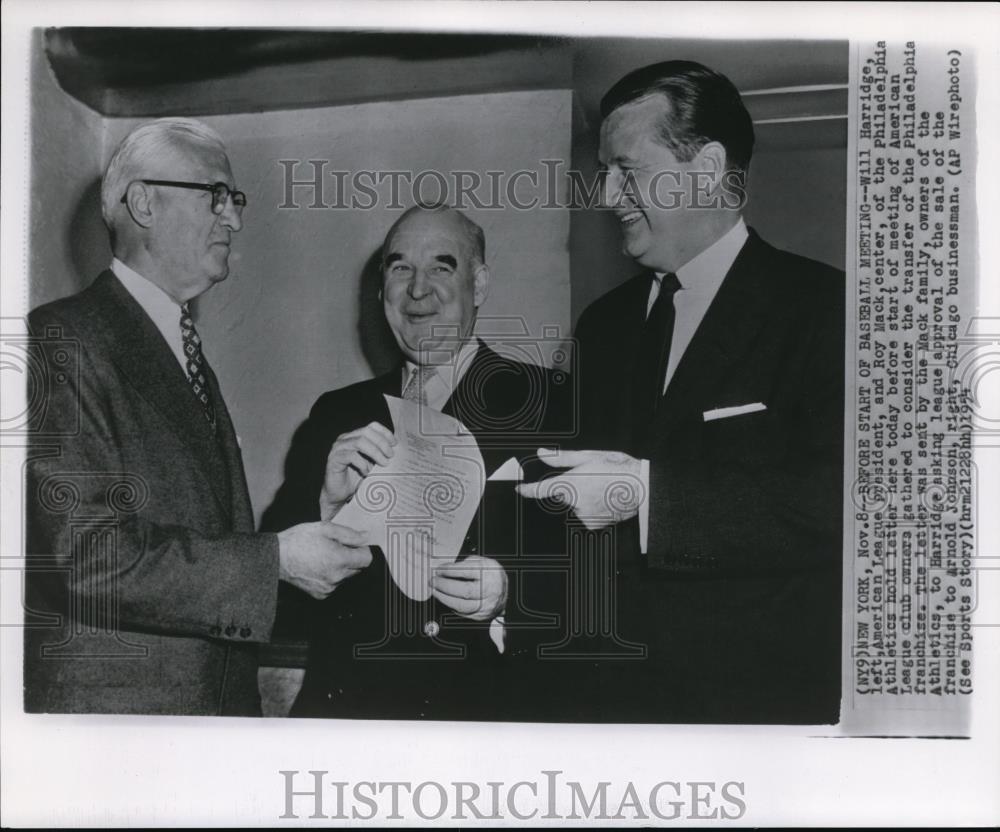 1954 Press Photo Will Harridge, Roy Mack &amp; Arnold Johnson on baseball meeting - Historic Images