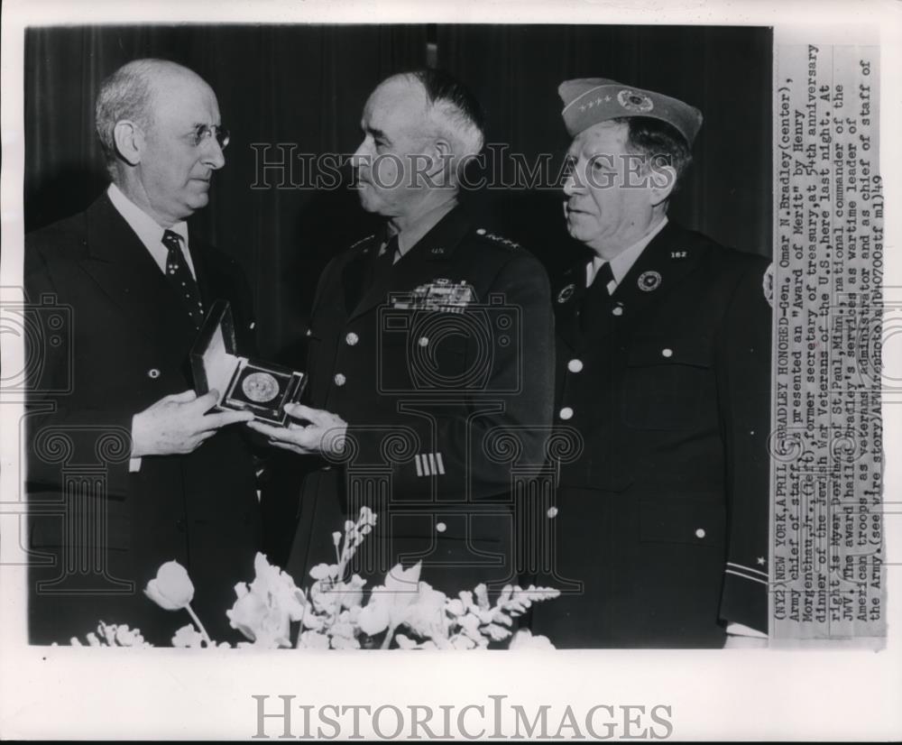 1949 Press Photo Bradley Honored at 54th anniversary dinner in New York - Historic Images