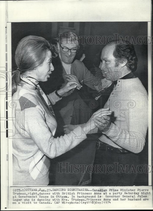 1974 Press Photo Royal Family Princess Anne with Pierre Trudeau - Historic Images
