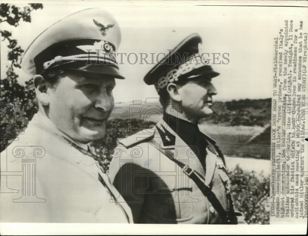 1940 Press Photo Partners lcck down road to war - Historic Images