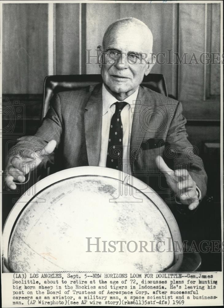 1969 Press Photo General James Doolittle about to retire at the age of 72 - Historic Images