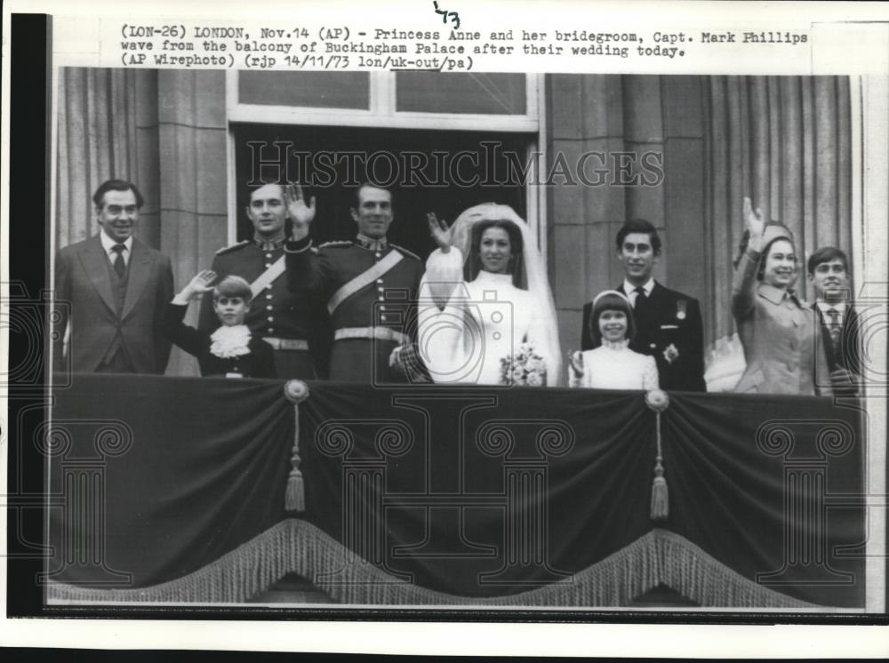 1973 Press Photo Princess Anne &amp; her bridegroom, Capt Mark Phillips - Historic Images