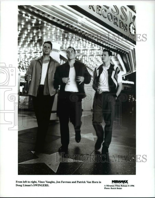 1996 Press Photo Vince Vaughn, Jon Favreau & Patrick Van Horn in Swingers - Historic Images