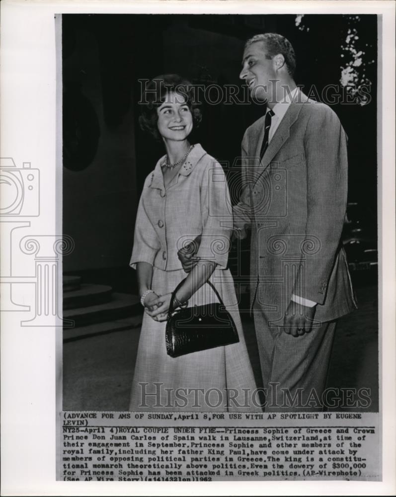 1962 Press Photo Royal Couple Under Fire - Historic Images