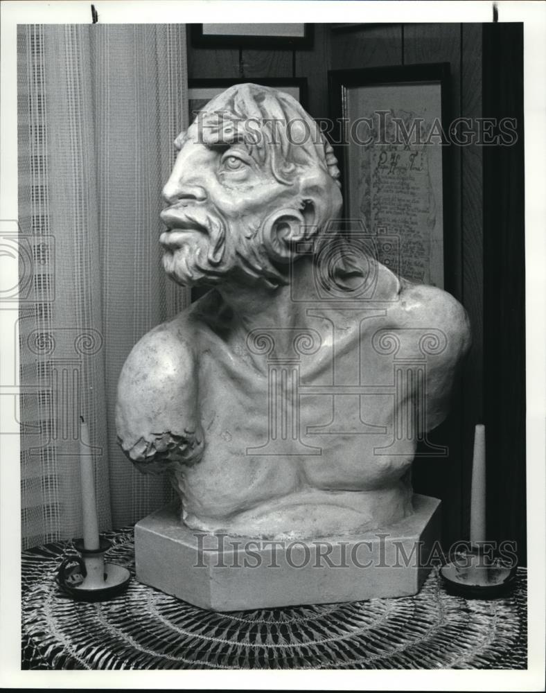 1986 Press Photo Artist Richard Sedlon&#39;s sculpture of Bacchus - cva40876 - Historic Images