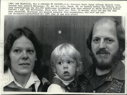 1974 Press Photo Alfonso Zirpoli Ordered P.L. Halverson and Joyce to Terstify - Historic Images