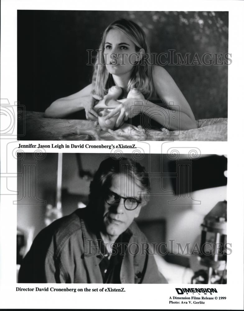 1999 Press Photo Jennifer Jason Leigh &amp; David Cronenberg of eXistenZ - cvp39285 - Historic Images