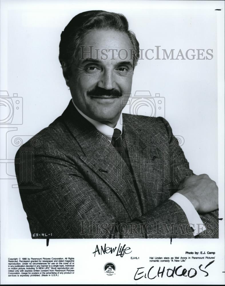 1996 Press Photo Hal Linden In A New Life - cvp38580 - Historic Images