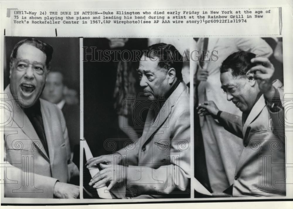 1974 Press Photo Duke Ellington shown playing piano &amp; leading his band - Historic Images