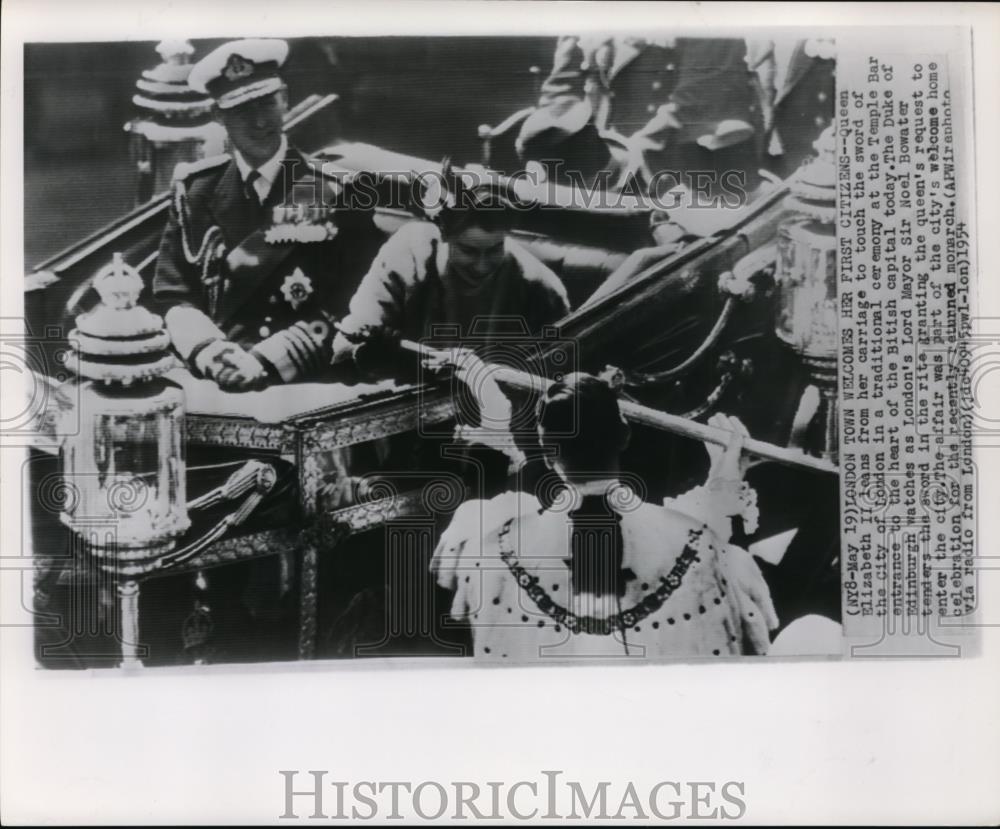 1954 Press Photo Queen Elizabeth II and Prince Philip - Historic Images