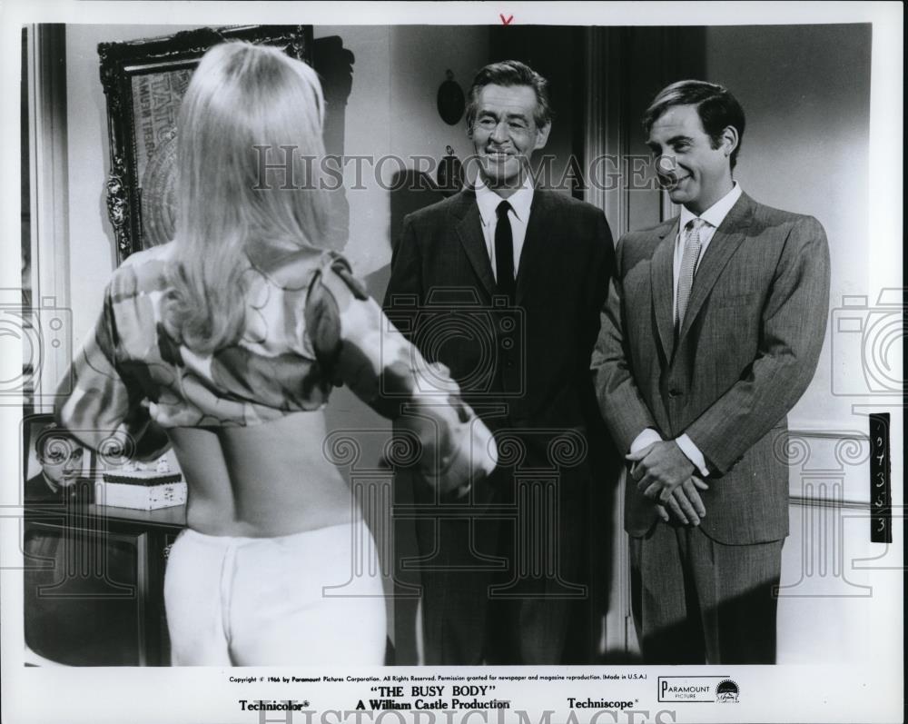 1967 Press Photo Robert Ryan Sid Caesar The Busy Body - cvp38019 - Historic Images