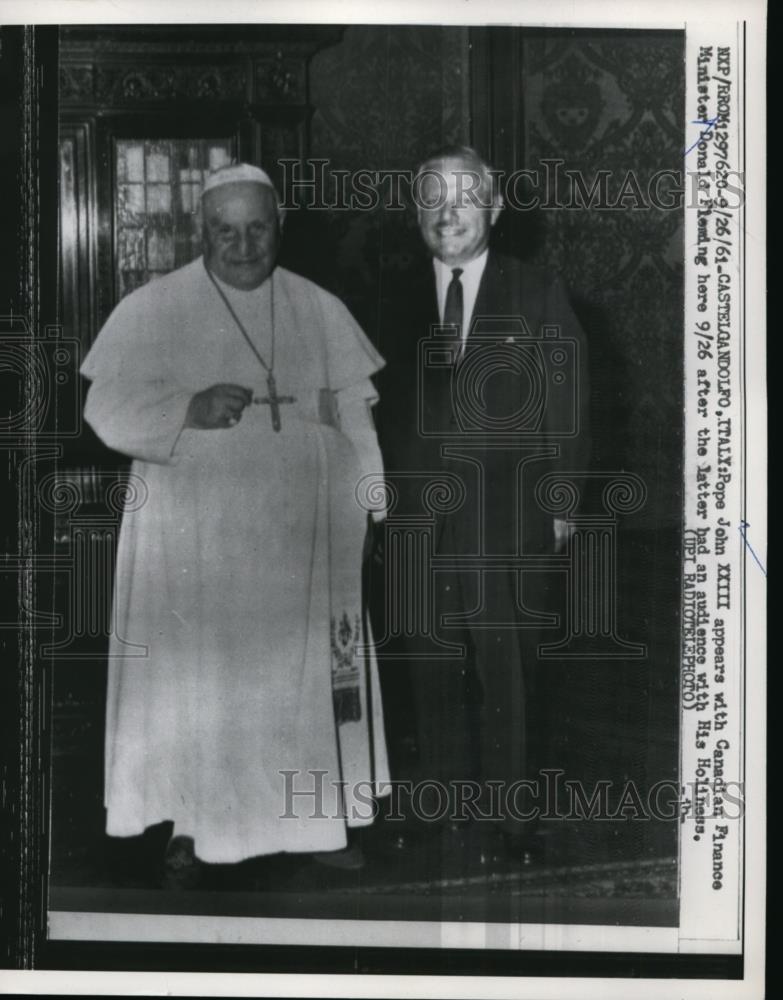 1961 Press Photo Pope John XXIII with Canadian Finance Minister Donald Fleming - Historic Images