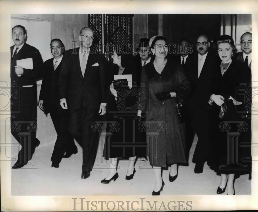 1956 Press Photo Mrs. Tito Toured The New Hilton Hotel In Cairo - nee58251 - Historic Images