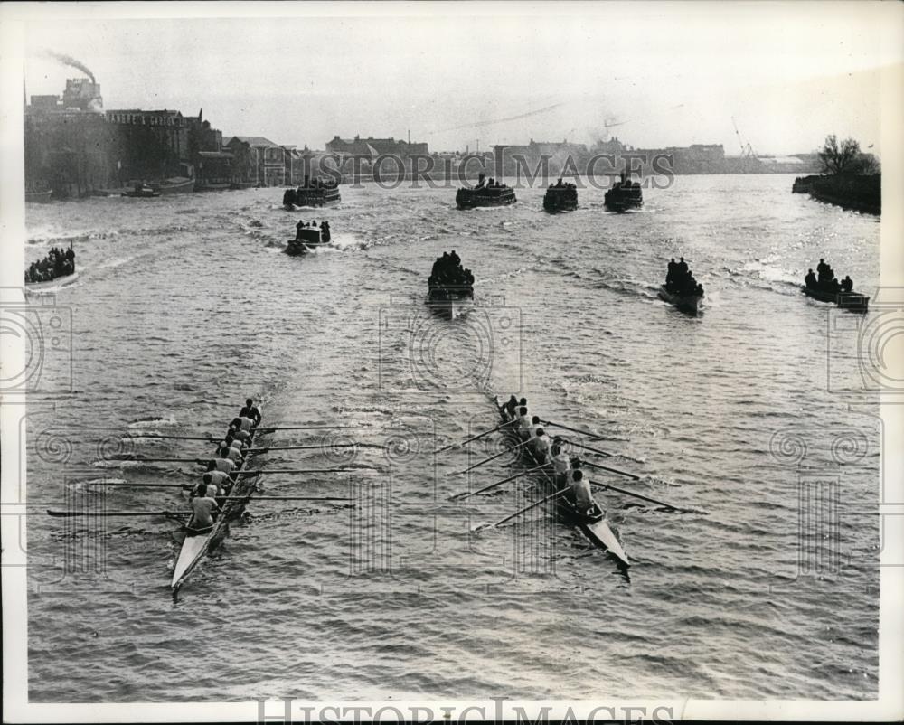 1937 Press Photo Oxford vs Cambridge crew race on the Thames near London - Historic Images