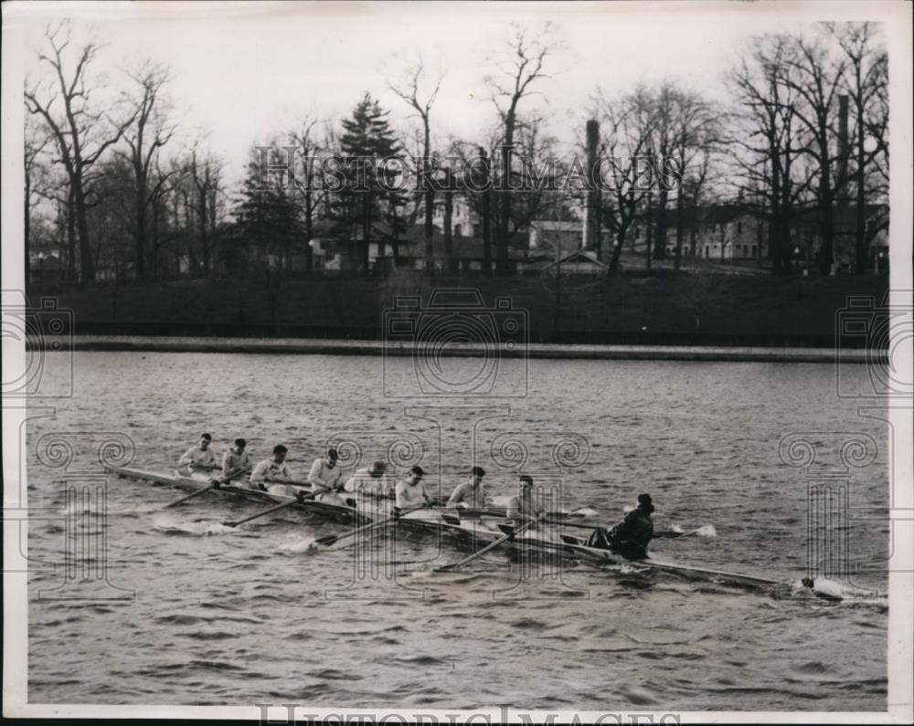 1939 Press Photo Navy crew practice on the Severn River at Annapolis Md - Historic Images