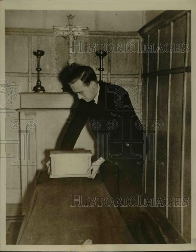 1937 Press Photo The Ashes of Horatio Bottomley English Politician &amp; Financier - Historic Images