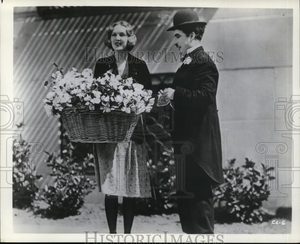 1976 Press Photo Charlie Chaplin and Virginia Cherrill star in City Lights movie - Historic Images