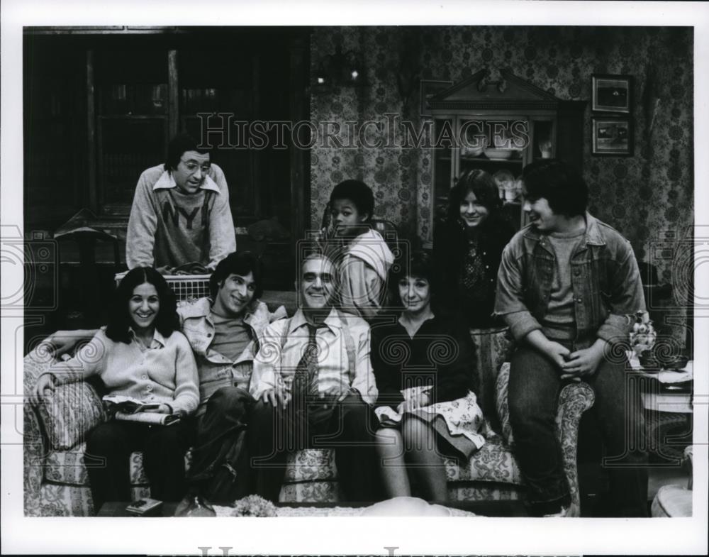 1977 Press Photo Program Fish - cvp33690 - Historic Images