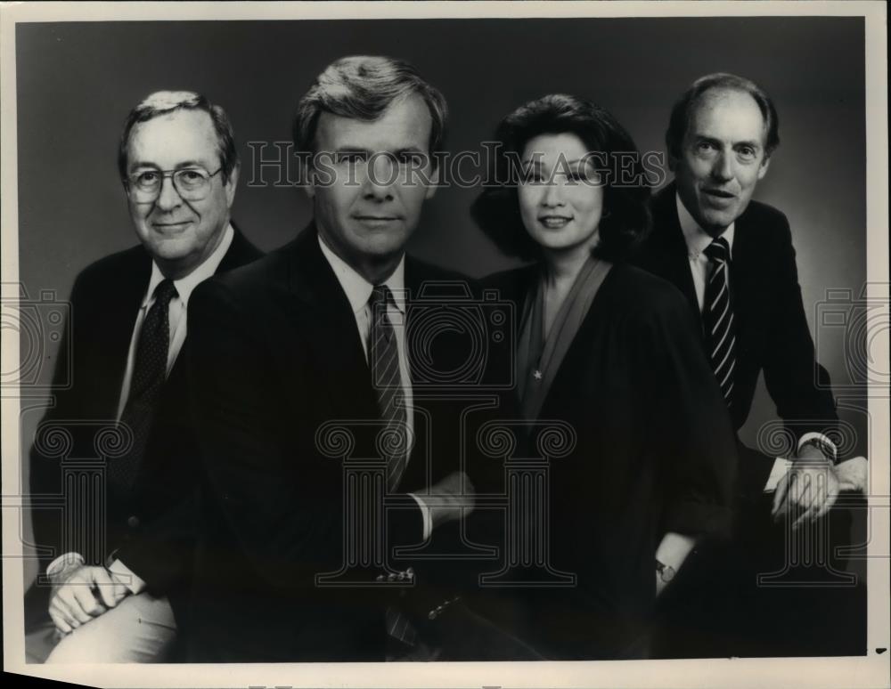 1988 Press Photo NBC News&#39; Election Night reporting team - cvp34972 - Historic Images