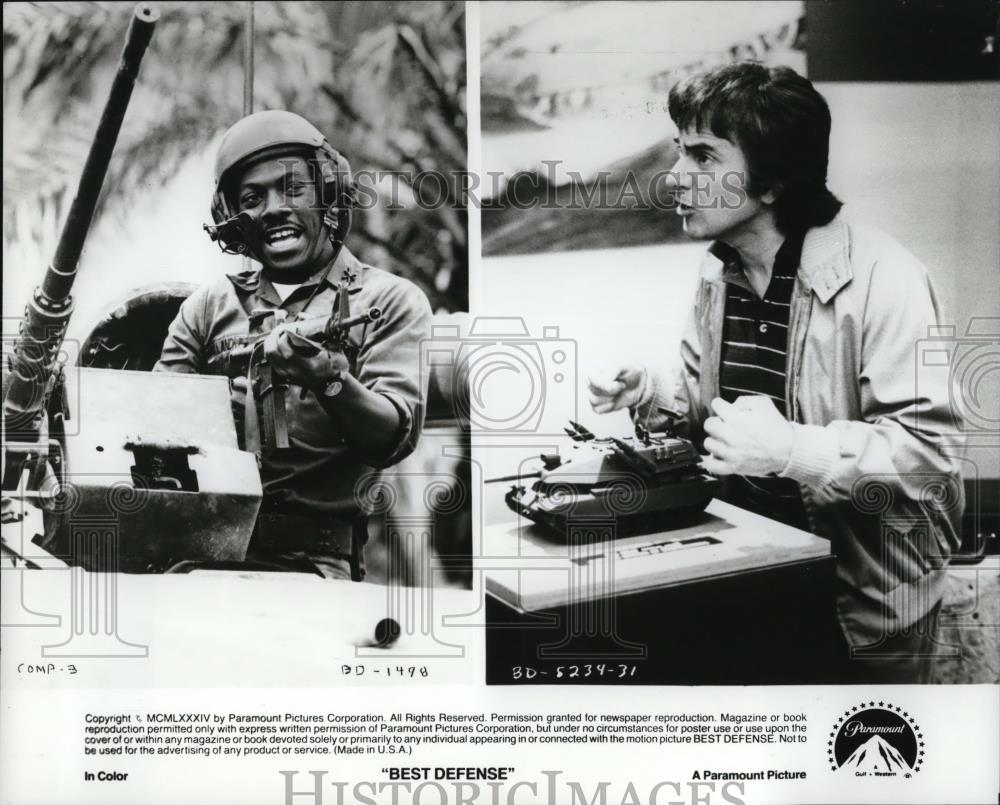 1984 Press Photo Eddie Murphy &amp; Dudley Moore in Best Defense - cvp31086 - Historic Images