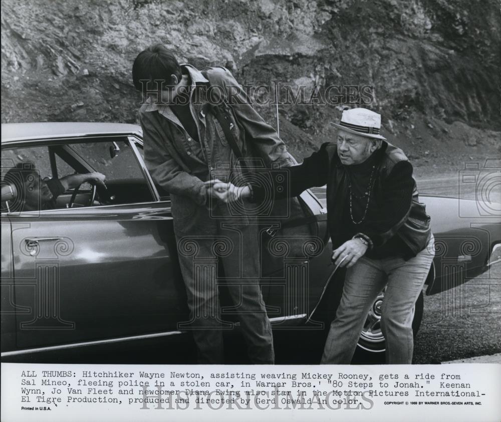 1970 Press Photo 80 Steps to Jonah Wayne Newton MIckey rooney - cvp36622 - Historic Images
