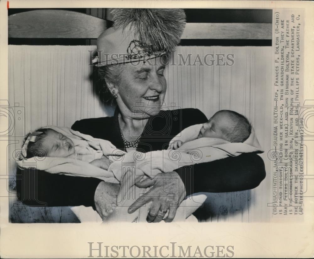 1949 Wire Photo Frances P. Bolton and her grandchildren - cvw02493 - Historic Images