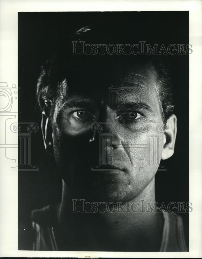 1974 Press Photo Robert Foxworth in The FBI Story- Alvin Karpis - cvp34104 - Historic Images