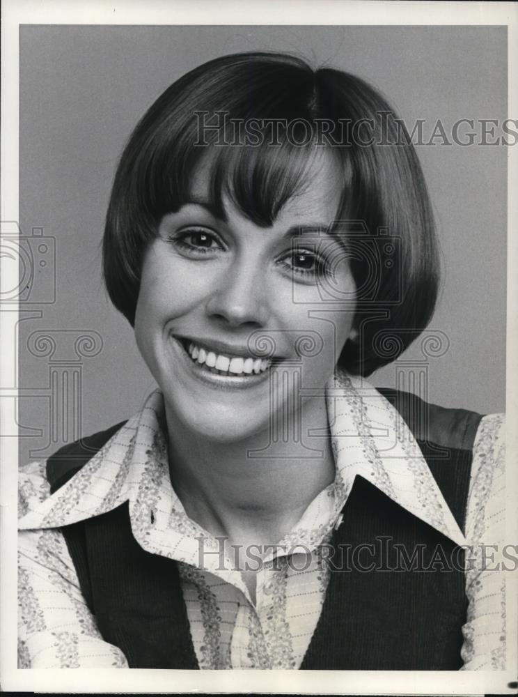 1977 Press Photo Bess Armstrong in On Our Own - cvp36469 - Historic Images